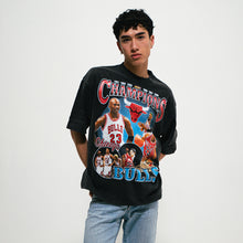 Load image into Gallery viewer, CHICAGO BULLS T-Shirt
